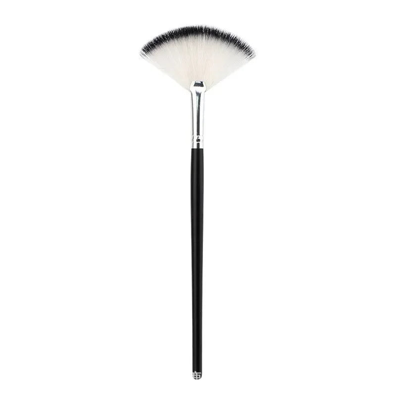 Highlighter brush makeup accessories Cosmetics Fan Shape Makeup Brush highlighter makeup brush Powder Brush