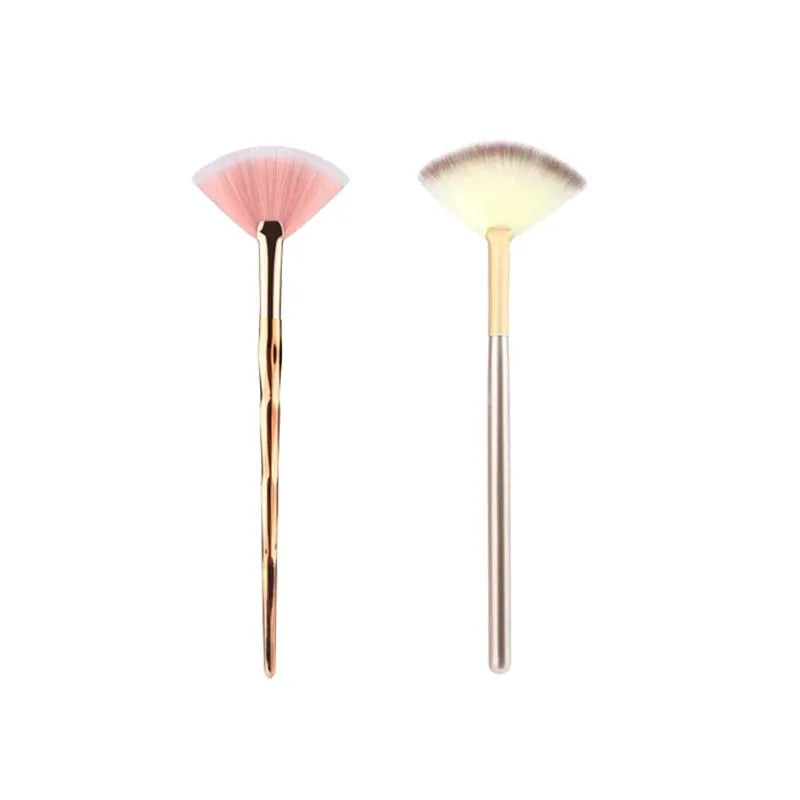 Highlighter brush makeup accessories Cosmetics Fan Shape Makeup Brush highlighter makeup brush Powder Brush