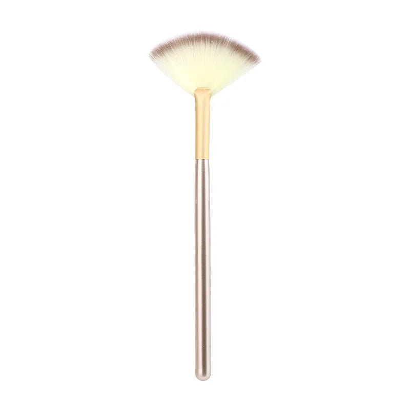Highlighter brush makeup accessories Cosmetics Fan Shape Makeup Brush highlighter makeup brush Powder Brush
