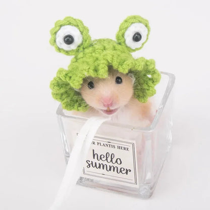 Handmade Knitted Hat for Small Animal, Mini Hand Pet Hat Tiny Hamster Hat for Parrot Snake Cute Chipmunk Guinea Pig Accessories
